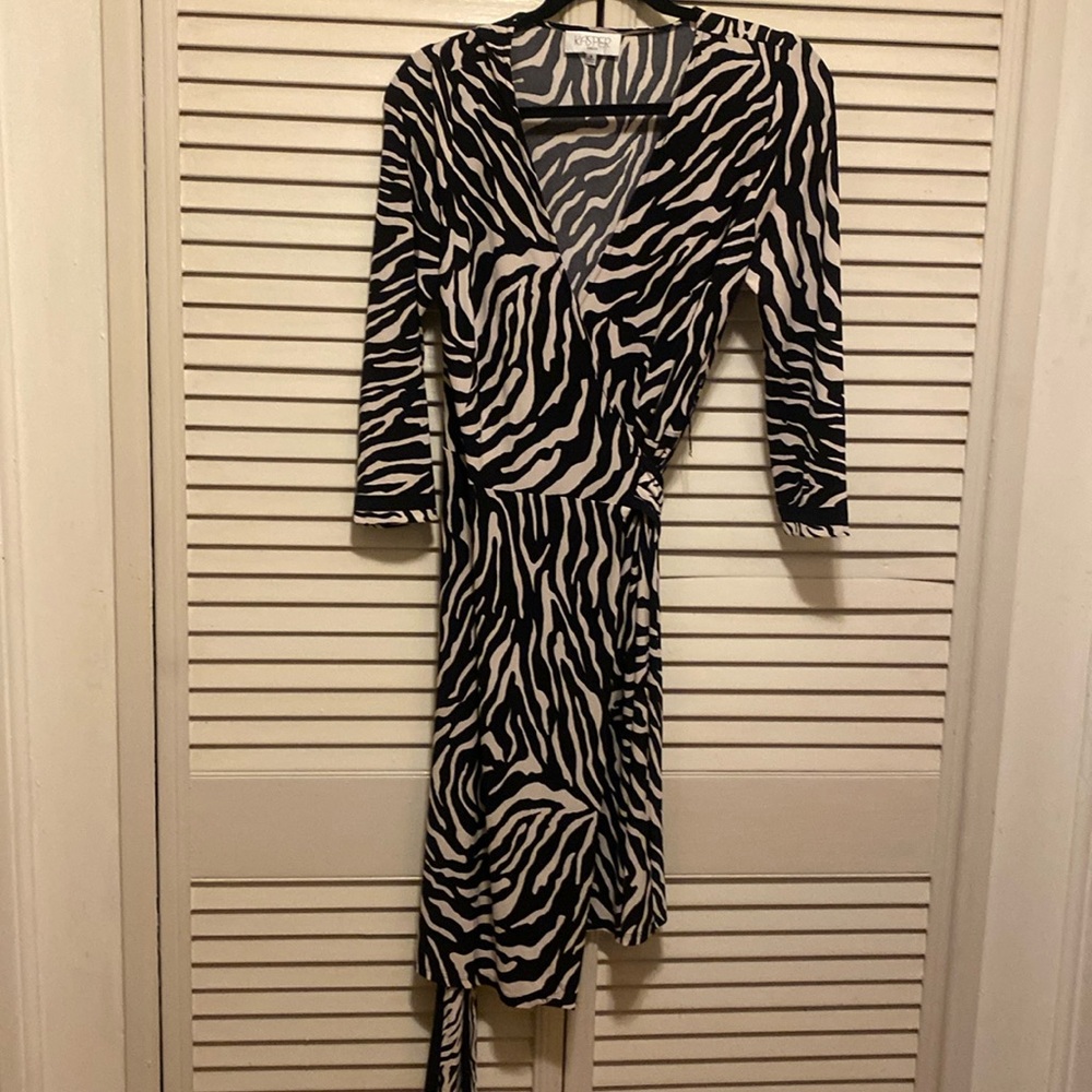 Black and white casual dress